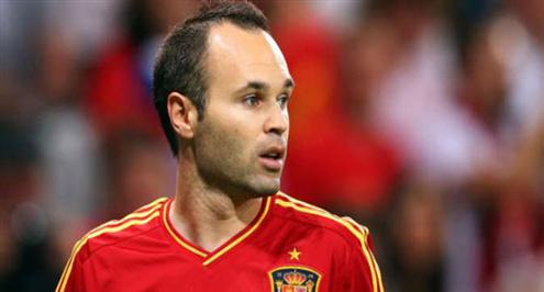 إنييستا يشيد بصفقات ريال مدريد